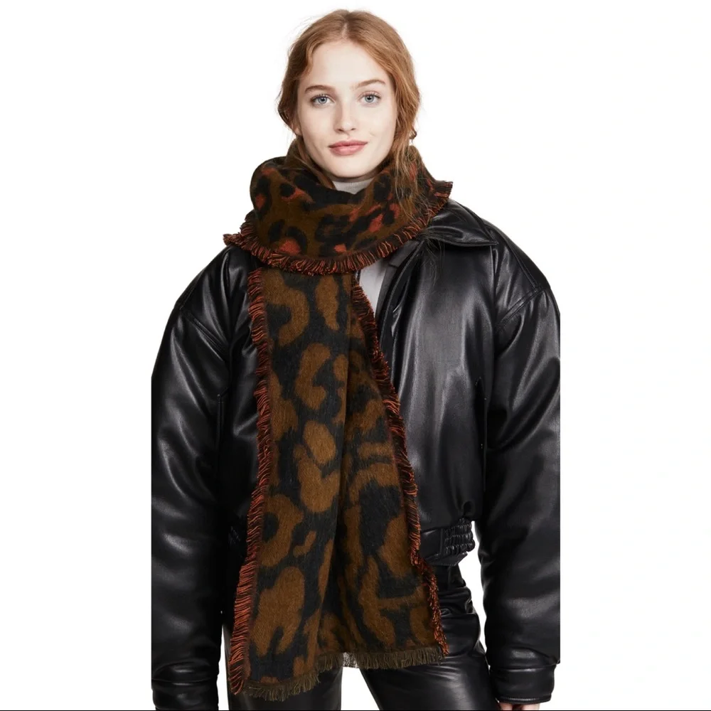 Madewell Jungle Cat / Fuzzy Leopard Scarf - Picture 3 of 7